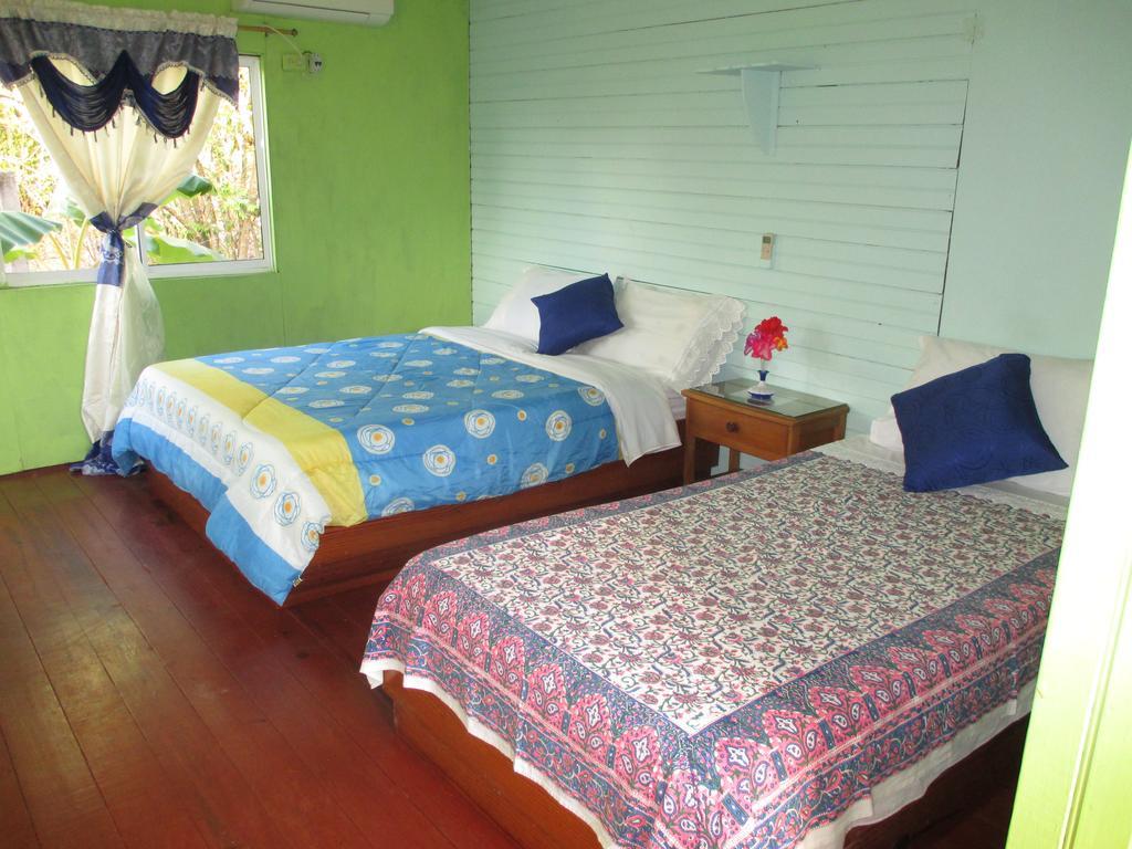 Hotel Flemming Tree Providencia Island Exteriér fotografie