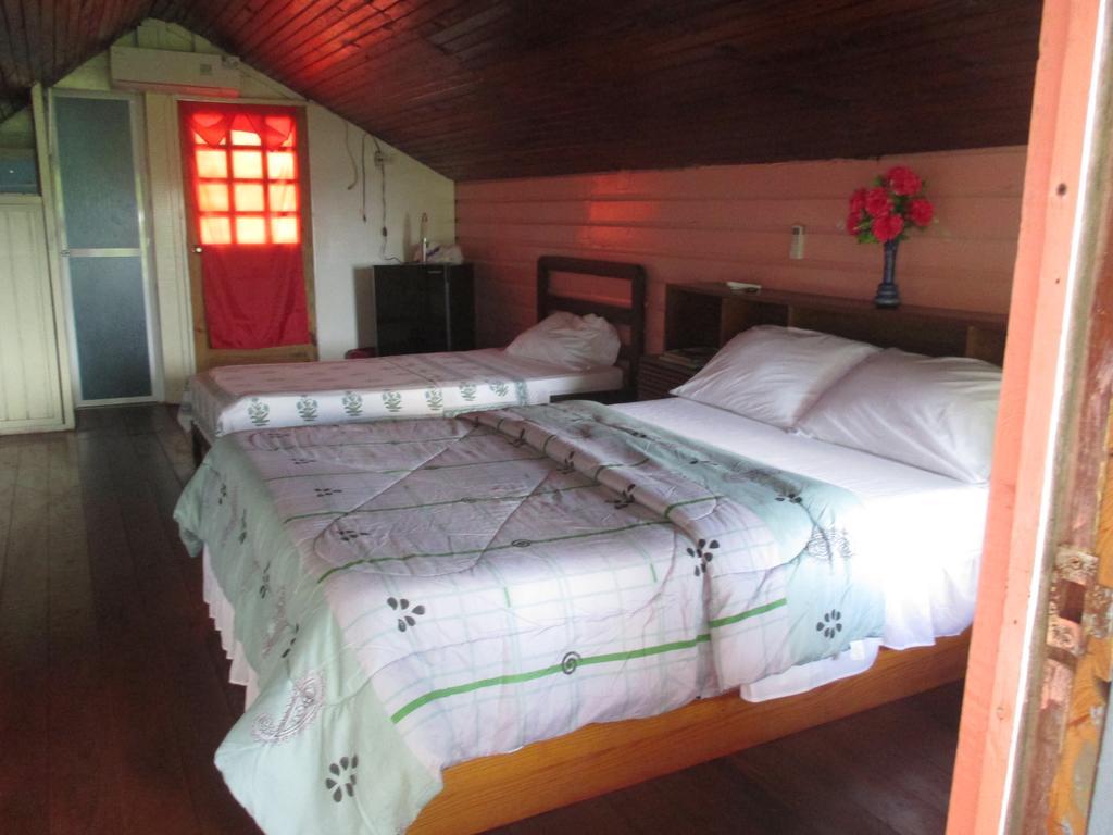 Hotel Flemming Tree Providencia Island Exteriér fotografie